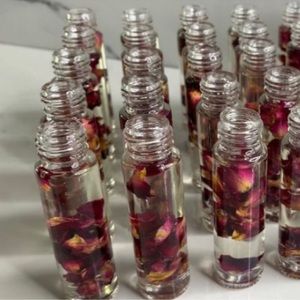 organic rose 24k gold lip oil 🥀